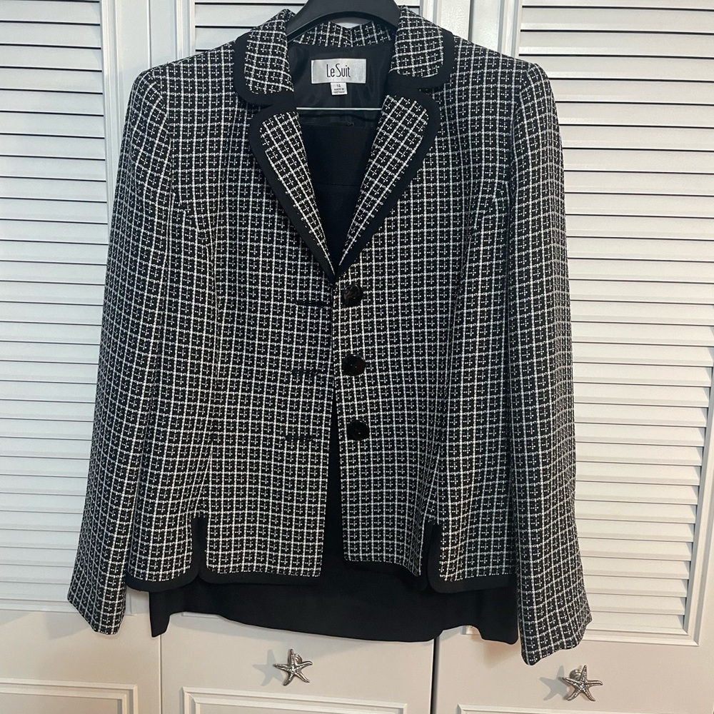 Le Suit Black and White Tweed Notch-Collar Blazer